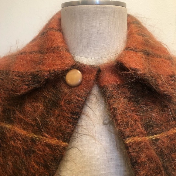 Vintage Andrew Stewart Mohair/ wool cape - Picture 3 of 16